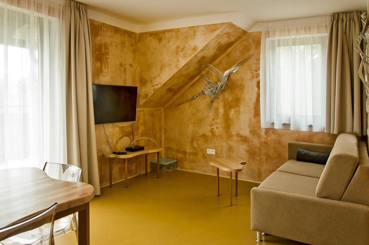 Apartmany Modrinova Archa S Privatni Saunou Vaclavov u Bruntalu Bagian luar foto